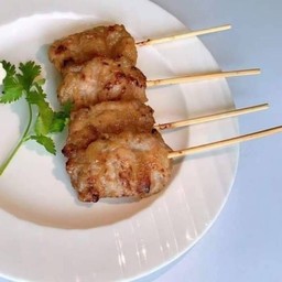 หมูปิ้งนายเบียร์ นมสดสตอร์เบอรี่