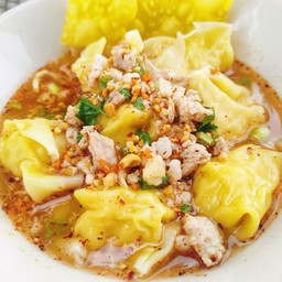 Tom Yum Wonton