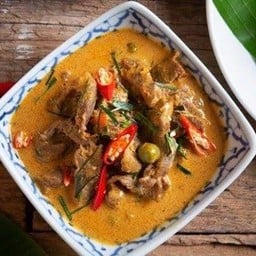 พะแนงเนื้อ