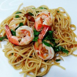 สปาเก็ตตี้กะเพรากุ้ง