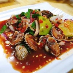 ยำหอยแคลง