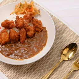 ข้าวแกงกะหรี่ไก่ทอด