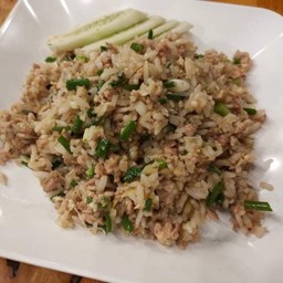 ข้าวผัดหมู