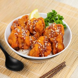 ข้าวหน้าไก่คาราเกะซอสทงคัตสึ