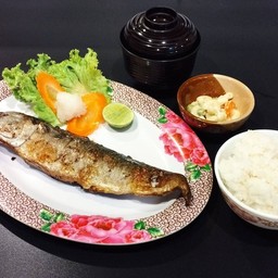 เซต ข้าวหน้าปลาซาบะย่างเกลือ