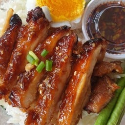 ล้านอบอิ่ม&ก๋วยเตี๋ยวลุยสวน