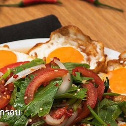 ยำ หมูกรอบ,ไข่ดาว หมูสับ