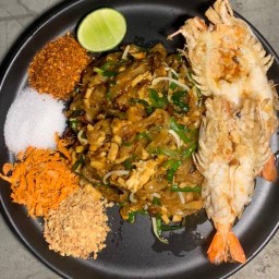 ผัดไทสูตรโบราณ (น้ำมะขามเปียก)