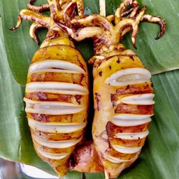 ท้ายซอย - สเต็ก ข้าว ขนม ผลไม้