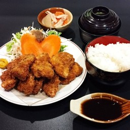 เซต หมูทอด 8 ชิ้น