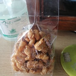 ถั่วเคลือบงา