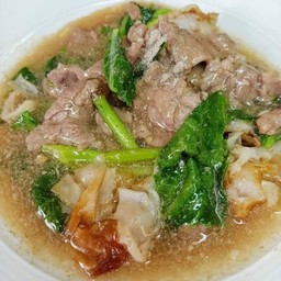 ราดหน้าเนื้อพิเศษ เส้นใหญ่