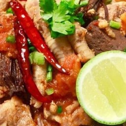 ขนมจีนน้ำเงี้ยวมุกดาหารโครตเด็ดต้องลอง