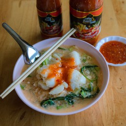 สุกี้น้ำไข่ข้นปลาดอลลี่