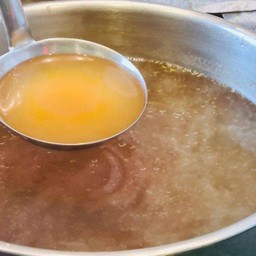 น้ำซุปใส สูตรลับร้านโจ๋สั่น