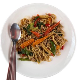 สปาเก็ตตี้หมูผัดขี้เมา