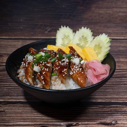 ข้าวหน้าปลาใหลย่างซีอิ๊ว