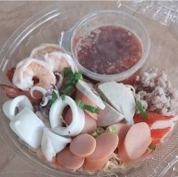 ยำมาม่ารวมมิตรทะเล