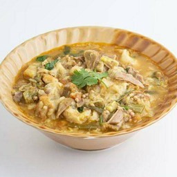 Yemeni Fattah Chicken (Soup with Bread & Mixed Vegetables)