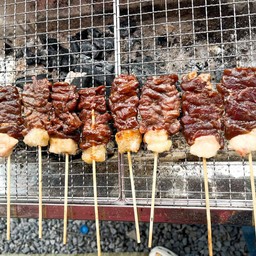 มาลิก เนื้อย่างโคขุน ลาดพร้าว 122 แยก18