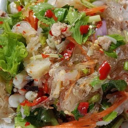 ยำรวมวุ้นเส้น