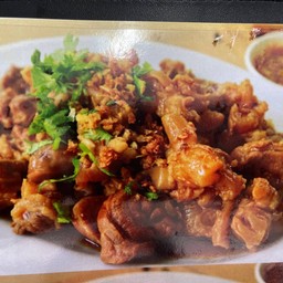 ชานเมือง101 ก๋วยเตี๋ยวเรือข้าวมันไก่ พุงโต บ้านโนนเมือง ร้อยเอ็ด