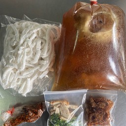 ก๋วยจั๊บแยกนำ้ต้ม