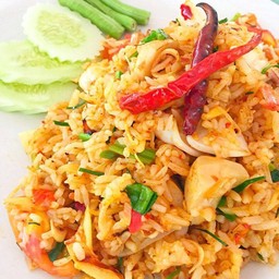 ข้าวผัดต้มยำทะเล
