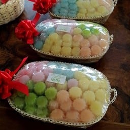 ขนมชั้นถาดหวาย