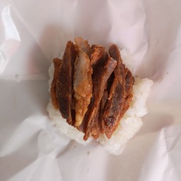 ข้าวเหนียวหมูุ,เนื้อ