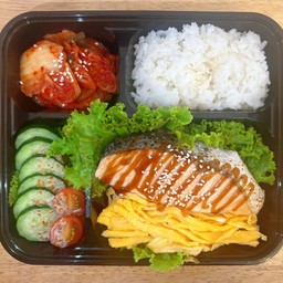 ชุดข้าวหน้าแซลมอนเทริยากิ