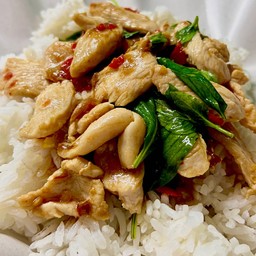 โหระพาไก่ อร่อยน้าาา