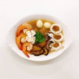 ติงลี่โภชนา ราดหน้ากระเพาะปลา