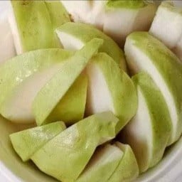 ฝรั่ง +พริกเกลือ
