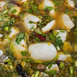 แซ่บอีสาน (ตลาดทรัพย์สินพัฒนา-ถ.หลานหลวง9)