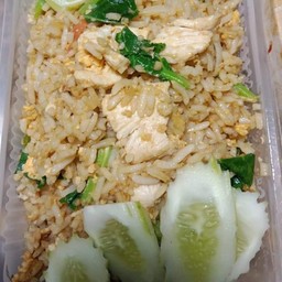 ข้าวผัดไก่