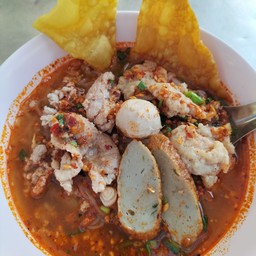 ร้านก๋วยเตี๋ยวเย็นตาโฟต้มยำรสเด็ด