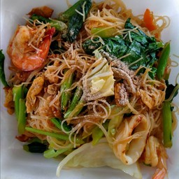 ผัดซีอิ๊วเส้นหมี่ทะเล