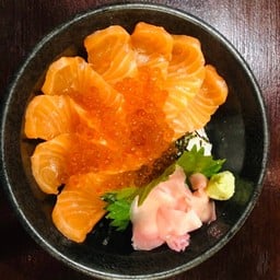2619SALMON IKURA DONSalmon and Roe Rice Bowl