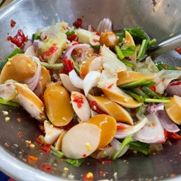 ยำวุ้นเส้นไส้กรอกไก่