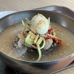 물냉면 (곱배기) - มุลแนงเมียน (พิเศษ)