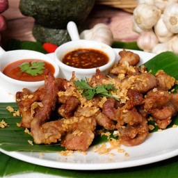 หมูทอด ไซส์ใหญ่ (3ขีด)
