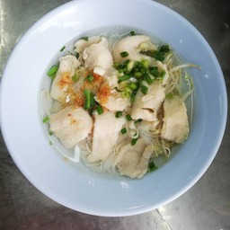 ก๋วยเตี๋ยวน้ำใสไก่หมัก