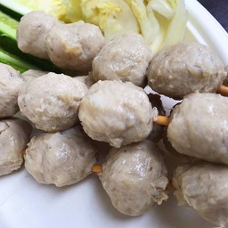 ลูกชิ้นปิ้ง/ทอดแซ่บจุงงงงง