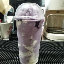 บลูเบอรี่ สมูทตี้ โยเกิร์ต