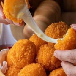 ร้านลุงกับป้า หน้าไปร์ษณีย์พนมสารคาม