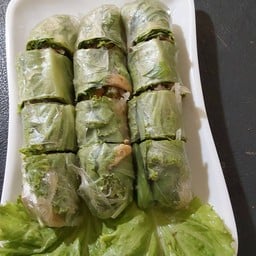 ปอเปี๊ยะสดหมู