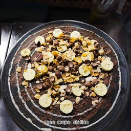 แป้งชาโคล กล้วยหอมทอง นูเทลล่า คอนเฟลกส์ เม็ดมะม่วง อัลมอนด์ โกโก้ครั้นส์