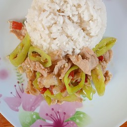 ผัดพริก(ราดข้าว)
