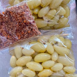 องุ่นดองลูกเล็ก(ถุงละ)